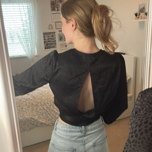 Black Blouse - Picture 3 of 3